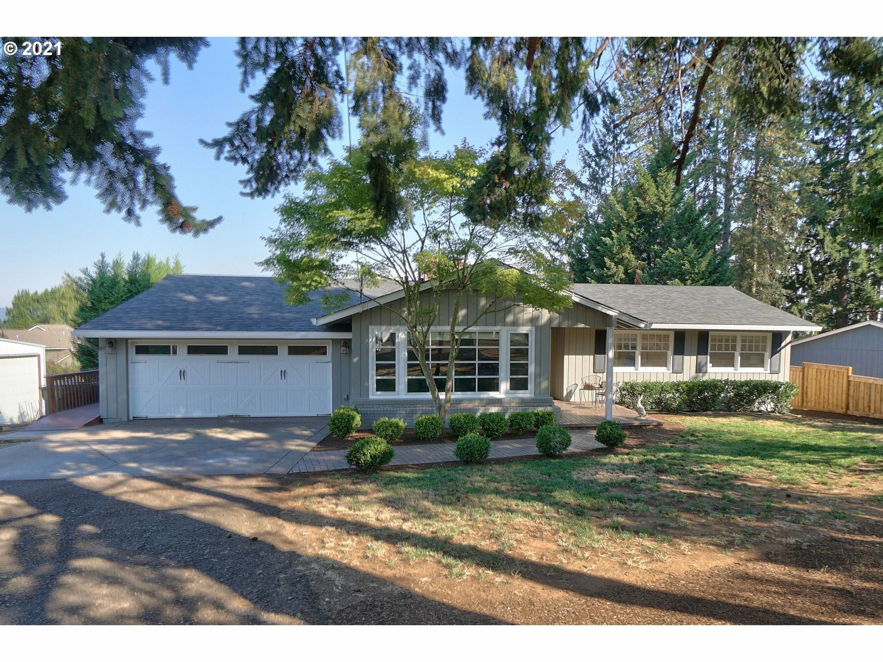 Property Photo: 591 SW Alder St OR 97115