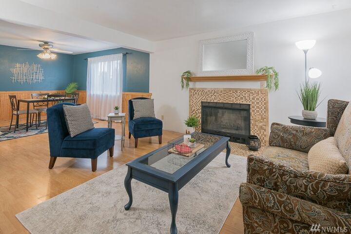 Property Photo: 600 NE Flagstone Lane WA 98310