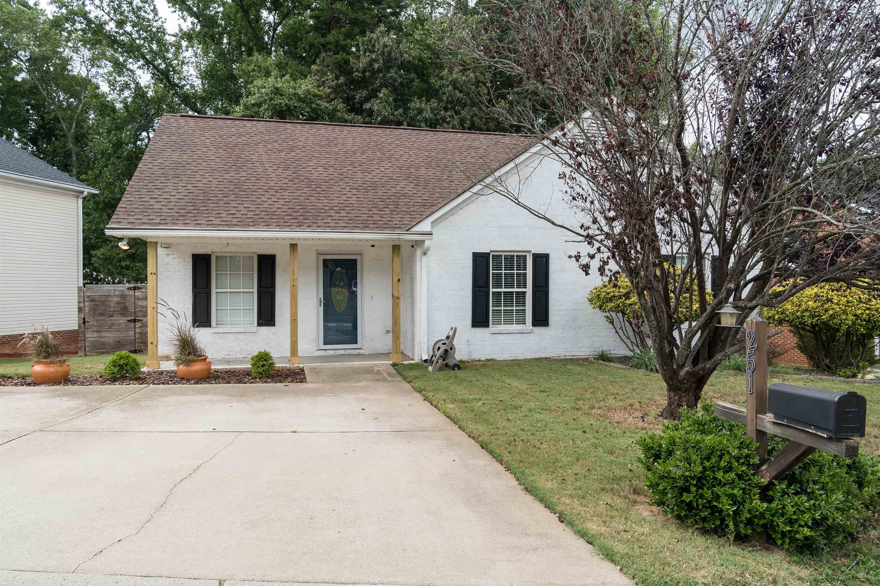 Property Photo:  251 Upper Beaver Creek Drive  SC 29369 