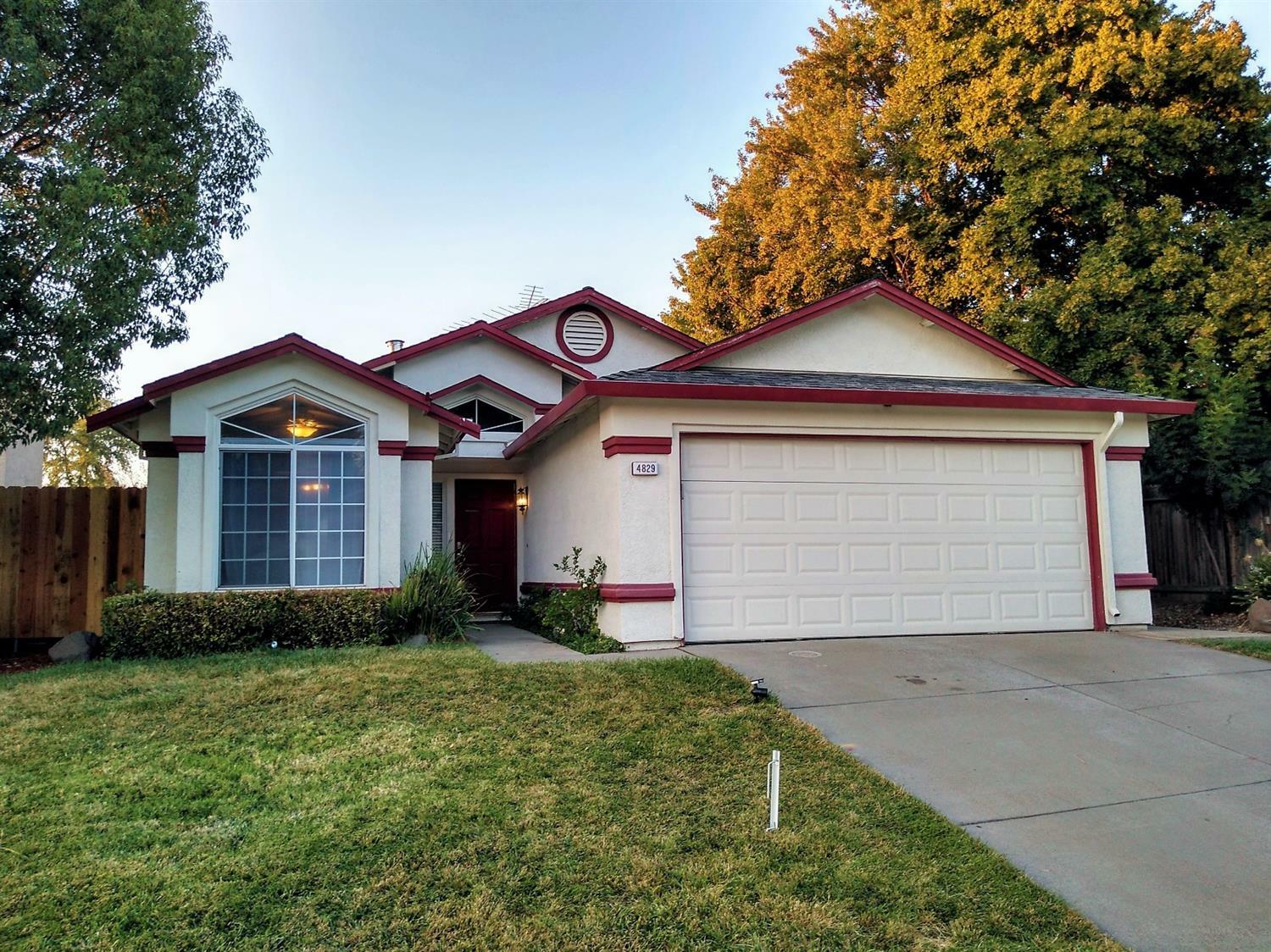 Property Photo:  4829 Rayneal Way  CA 95843 