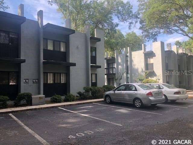 Property Photo:  407 NW 39th Road Unit A  FL 32607 