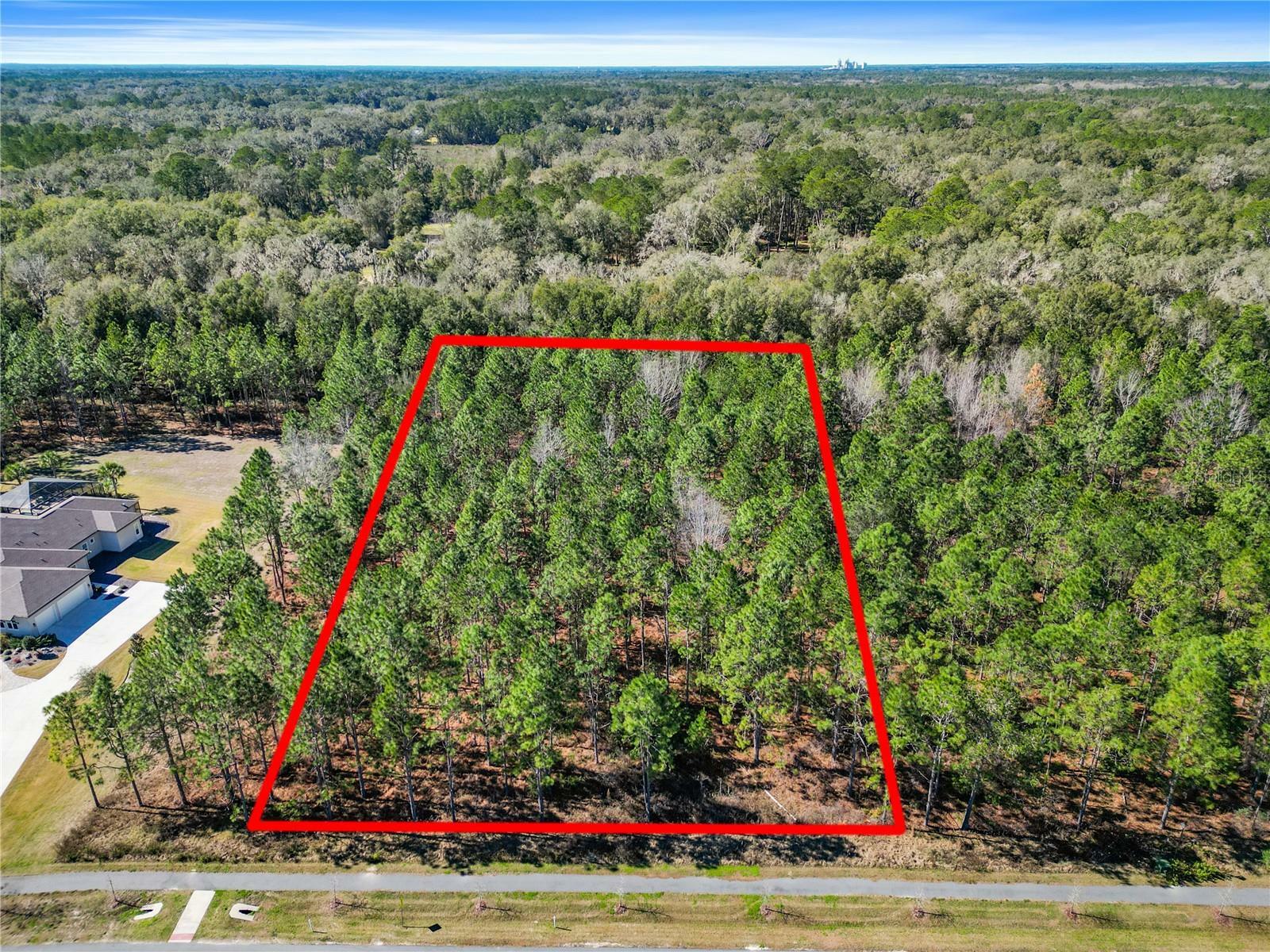 Property Photo: 2651 NW 152nd Court FL 32669