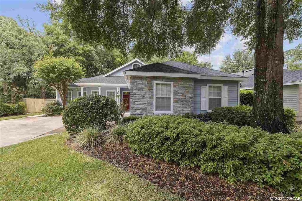 Property Photo:  3718 SW 96th Street  FL 32608 