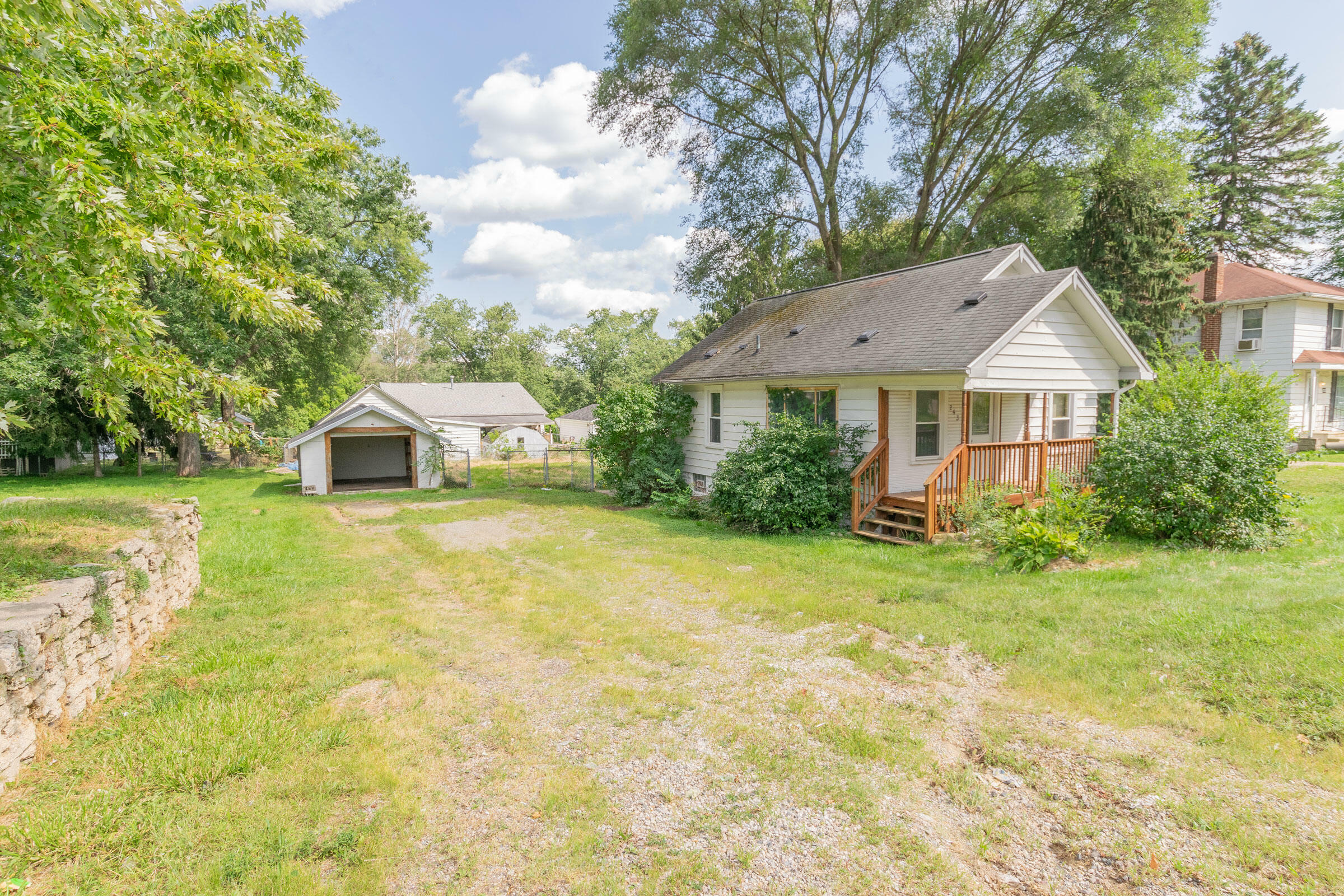 Property Photo:  243 S Dettman Road  MI 49203 