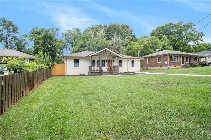 Property Photo:  2765 Wedgewood Terrace  GA 30032 
