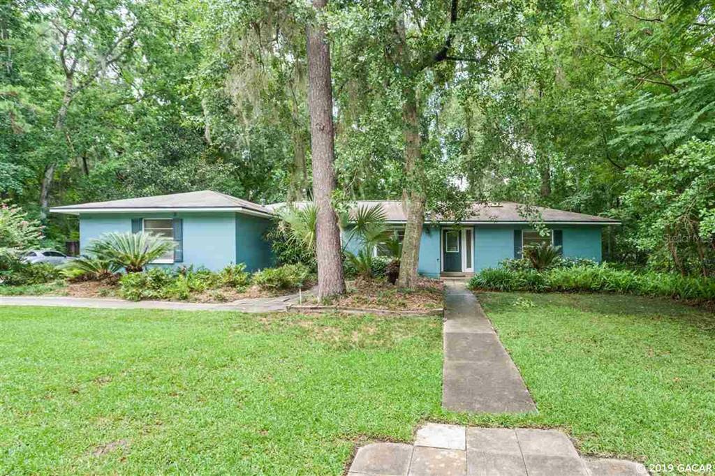 Property Photo:  223 NW 28th Street  FL 32607 