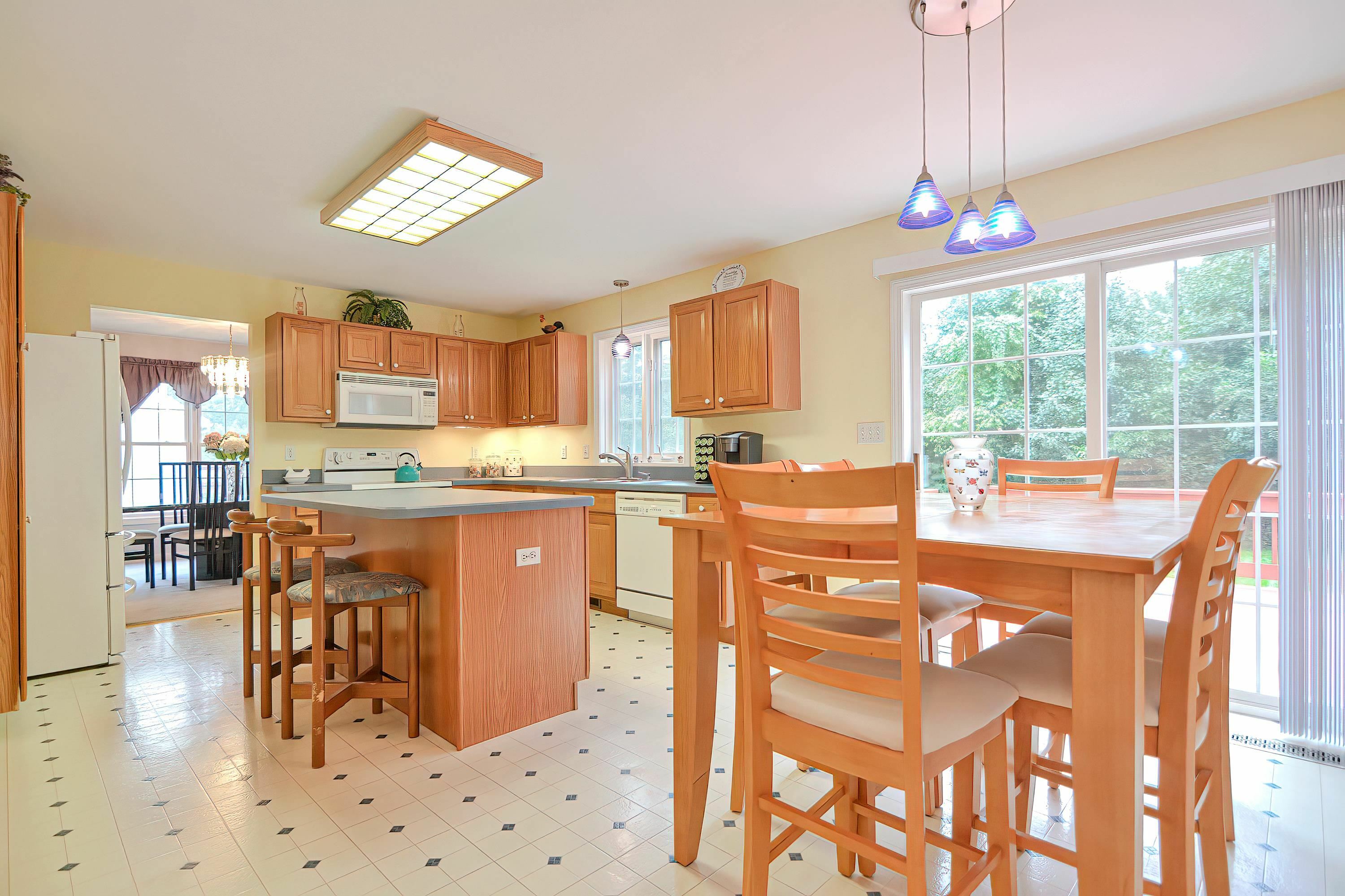 Property Photo:  28 Ellie Drive  NH 03054 