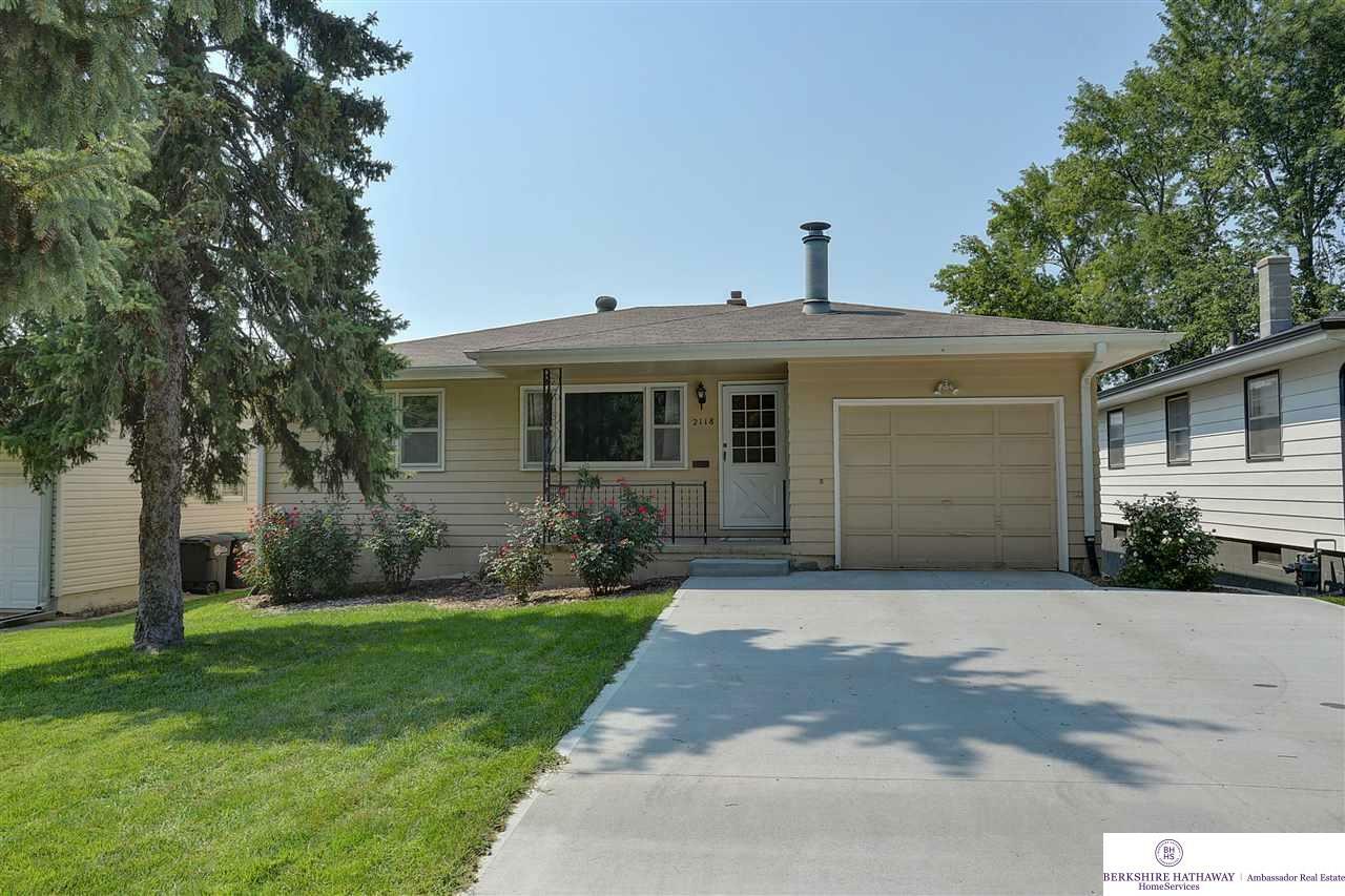 2118 S 43  Omaha NE 68105 photo