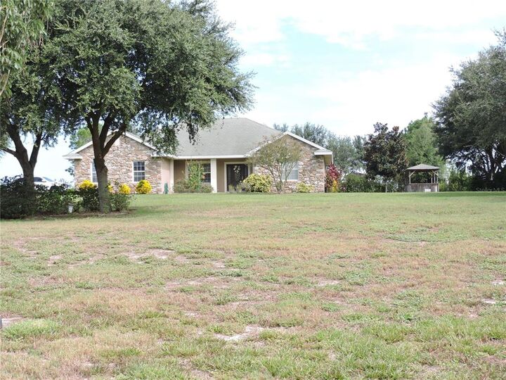 Property Photo: 571 Libby Alico Road FL 33827
