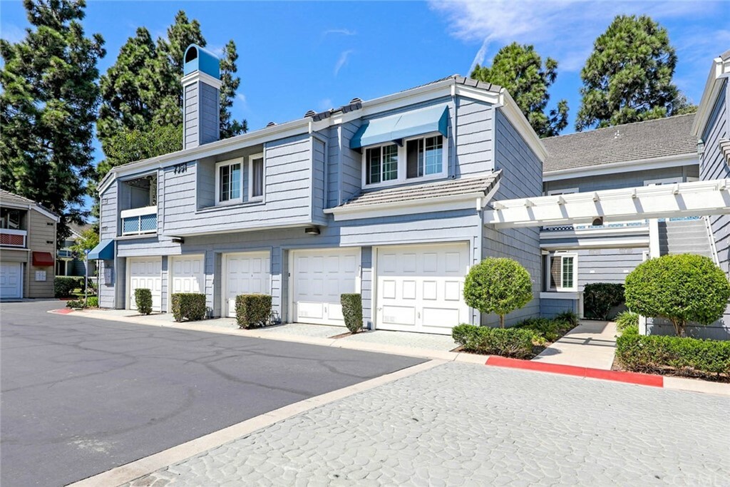 Property Photo:  7351 Coho Drive 102  CA 92648 