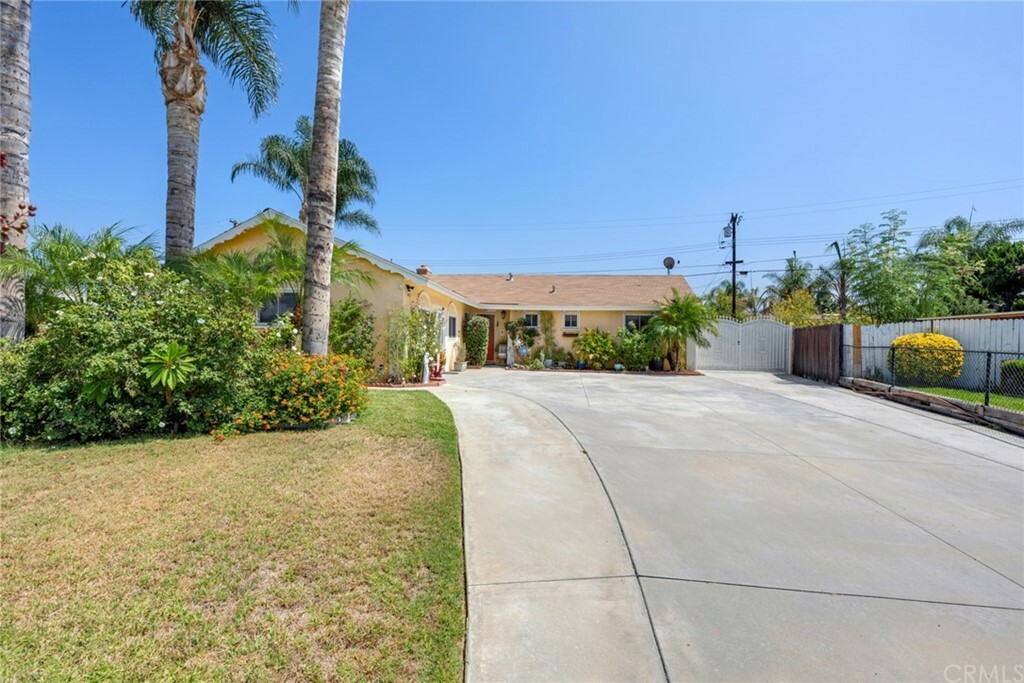 Property Photo:  10365 Bryan Street  CA 92505 