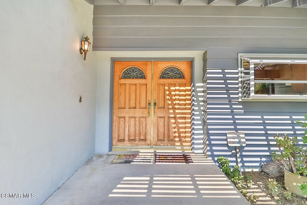 Property Photo:  1063 Valley High Avenue  CA 91362 