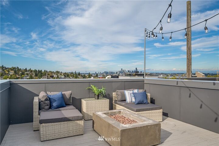 Property Photo:  4710 37th Avenue SW B  WA 98126 