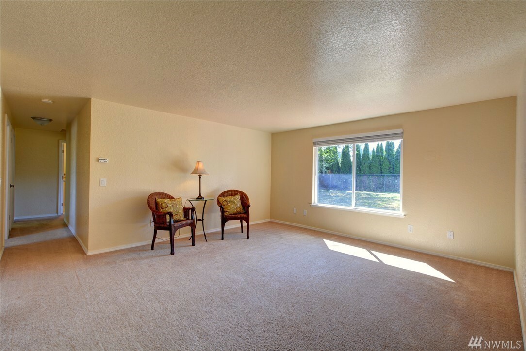 Property Photo:  6812 87th St NE  WA 98270 