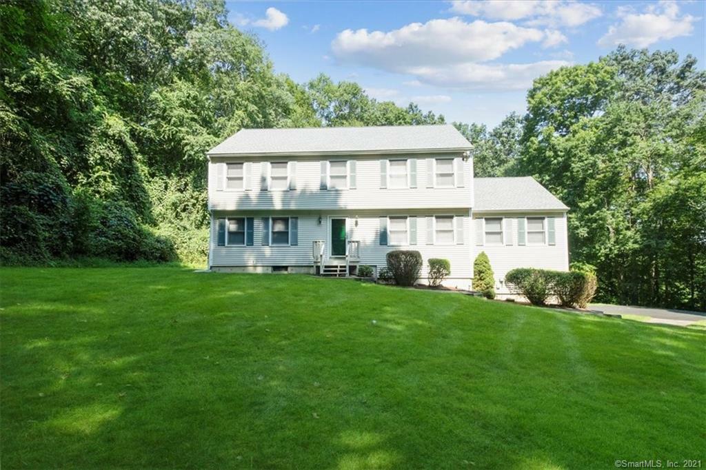 Property Photo:  10 Cherokee Drive  CT 06804 