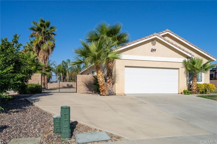 Property Photo:  26853 Howard Manor  CA 92544