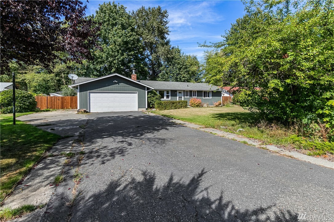 Property Photo:  1266 Vista Cir  WA 98264 