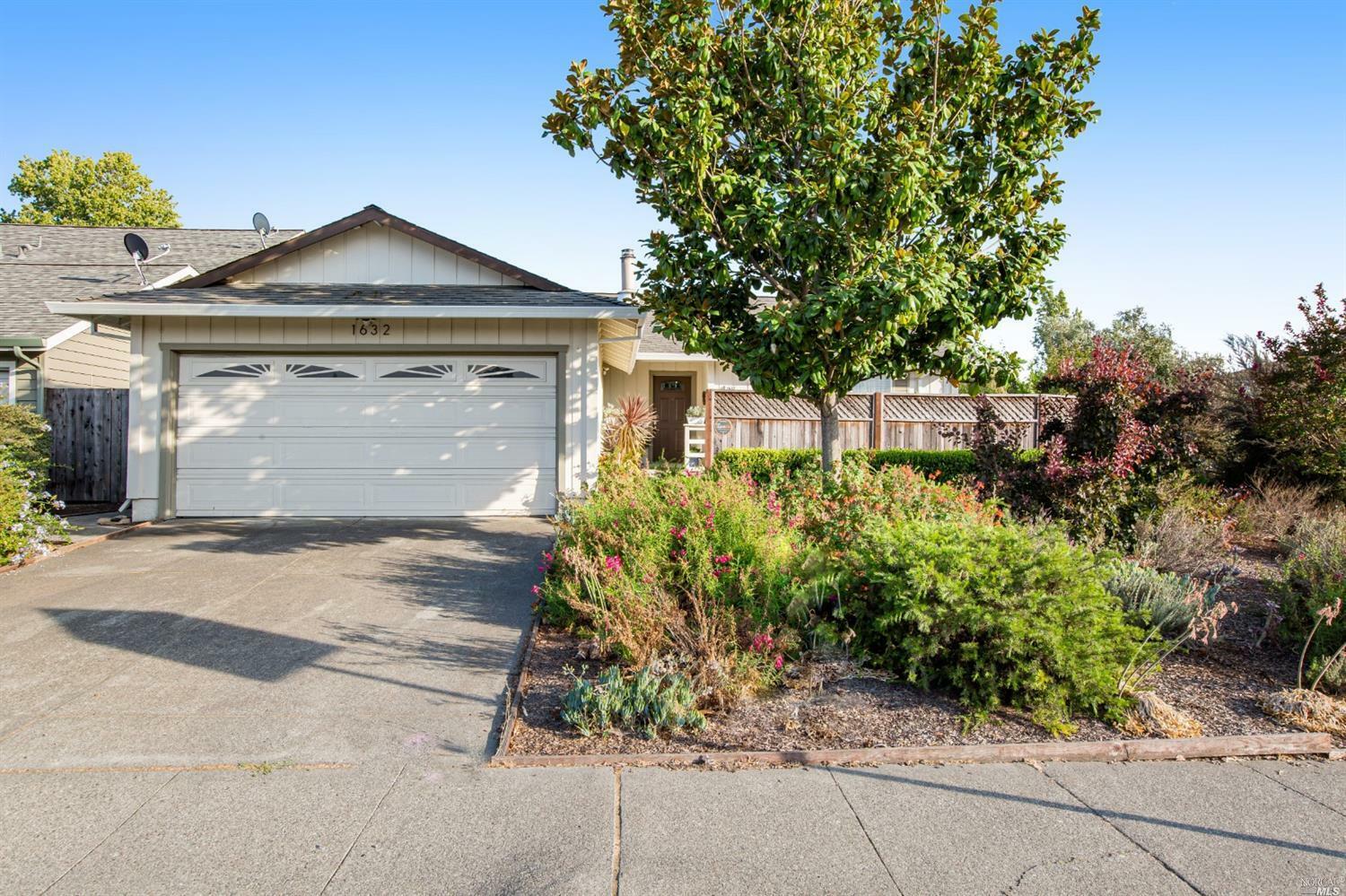 Property Photo:  1632 Caulfield Lane  CA 94954 