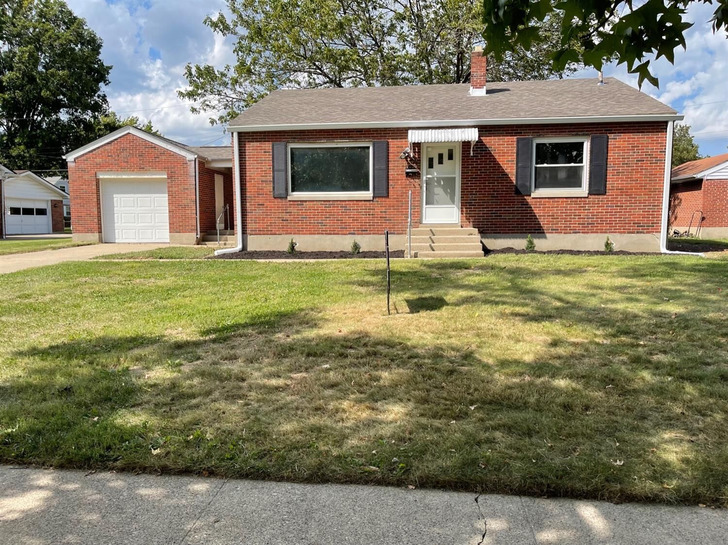 Property Photo:  455 N Washington Blvd  OH 45013 