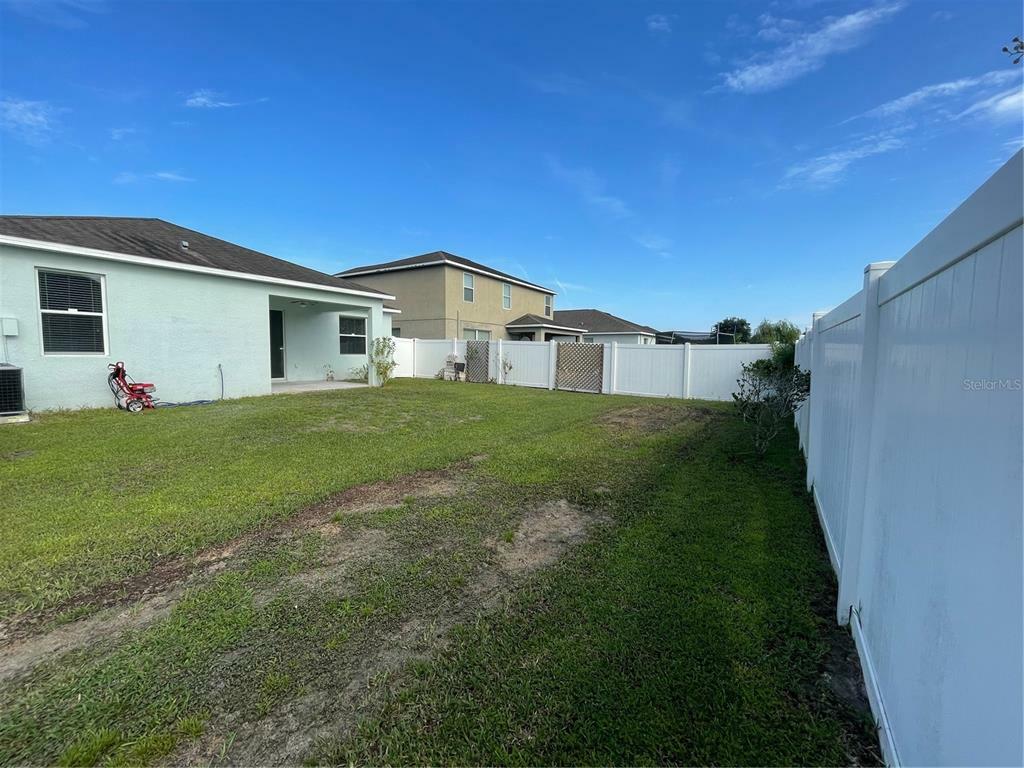 Property Photo:  7243 Cedarcrest Boulevard  FL 33810 