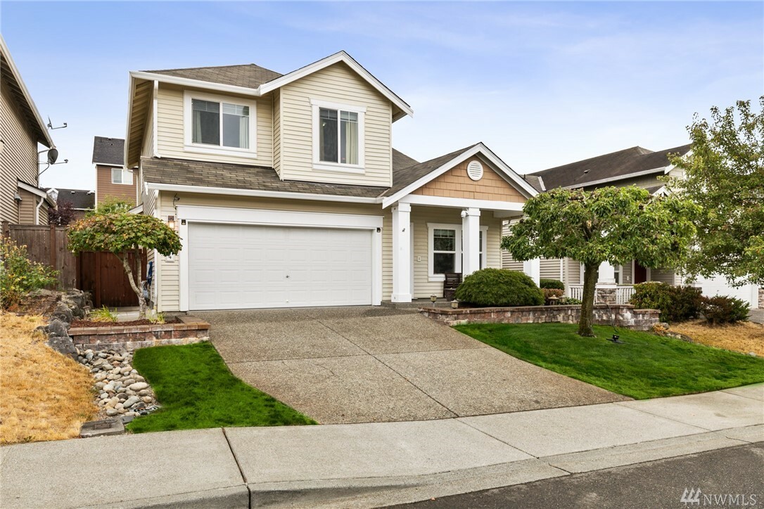 Property Photo: 6804 Perry Ave SE WA 98092