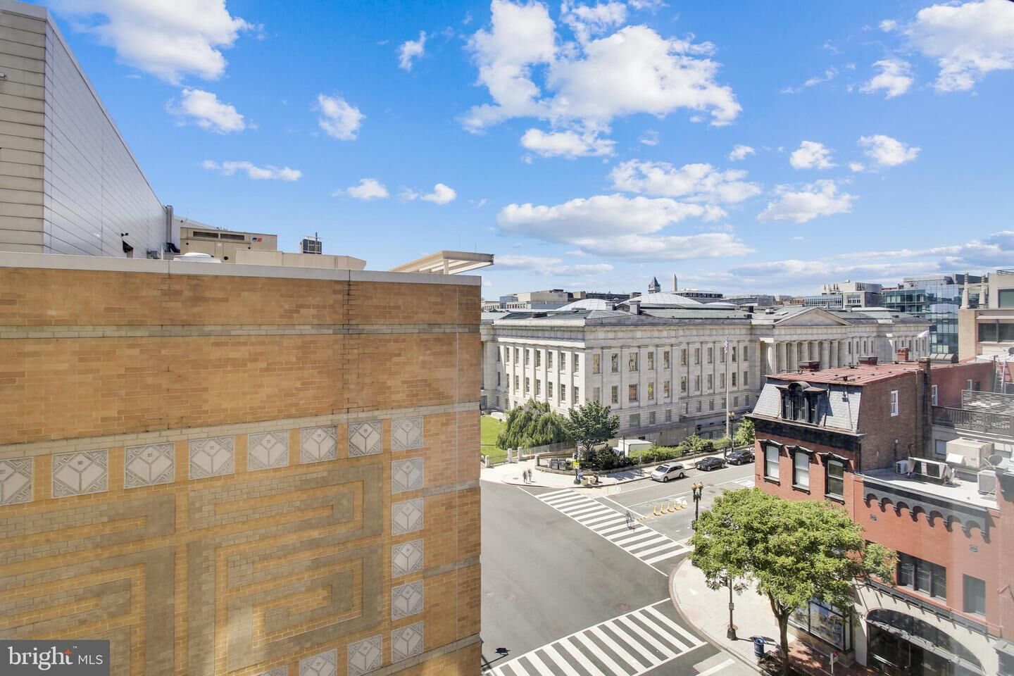 Property Photo:  777 7th Street NW 608  DC 20001 