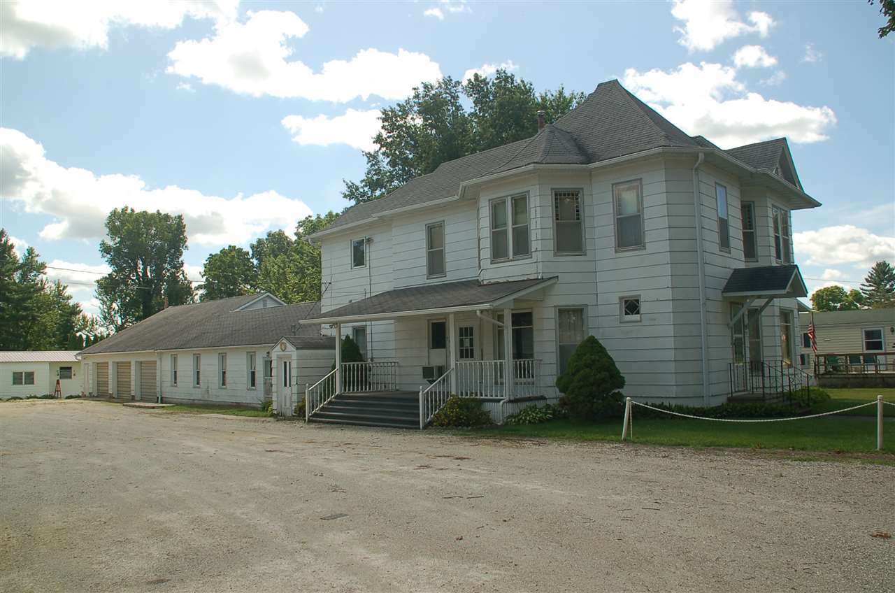 Property Photo:  731 Clay Street  IA 50606 