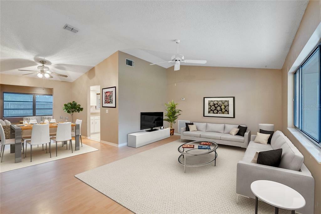 Property Photo: 960 Stratton Street FL 32725