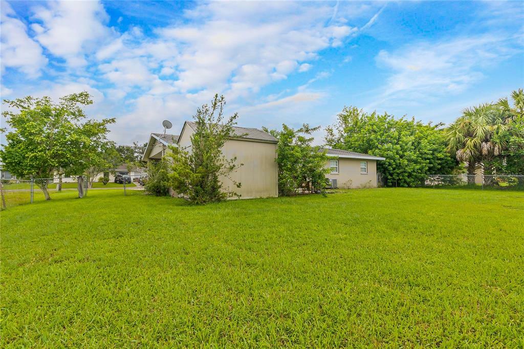 Property Photo:  332 San Marie Drive  FL 33950 