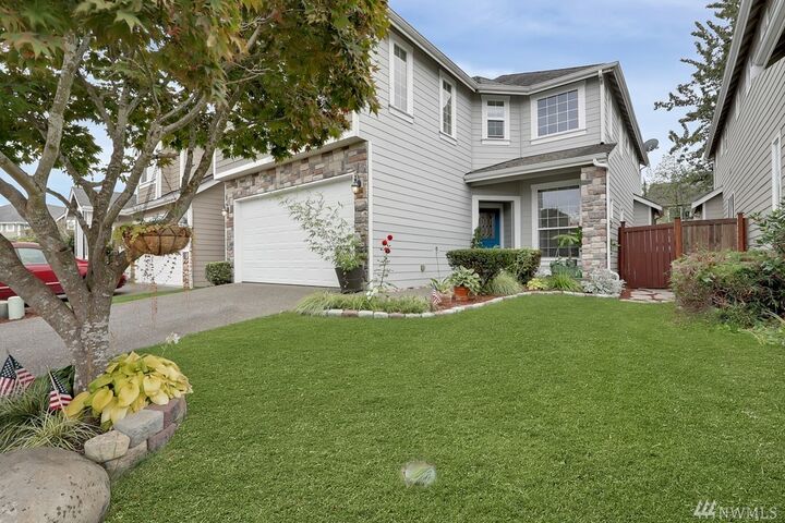 Property Photo: 11510 185th St E WA 98374