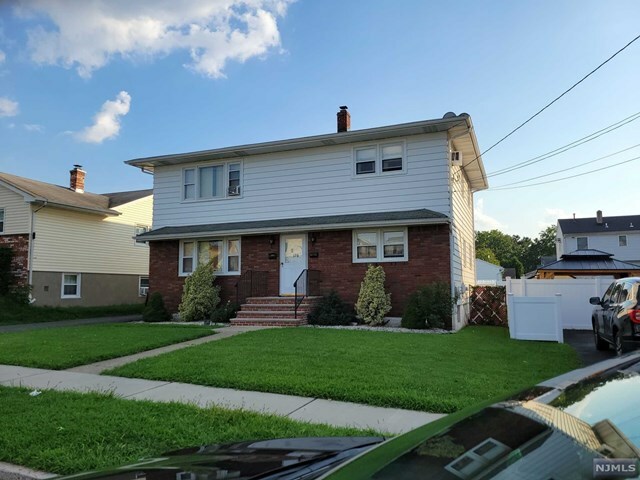 Property Photo:  176 Paterson Avenue  NJ 07644 