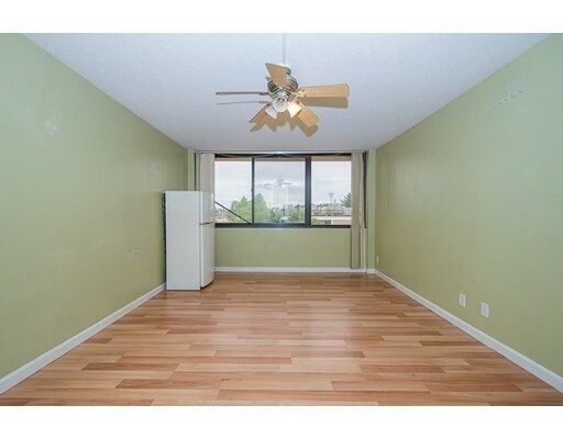 Property Photo:  70 Southbridge 310  MA 01608 