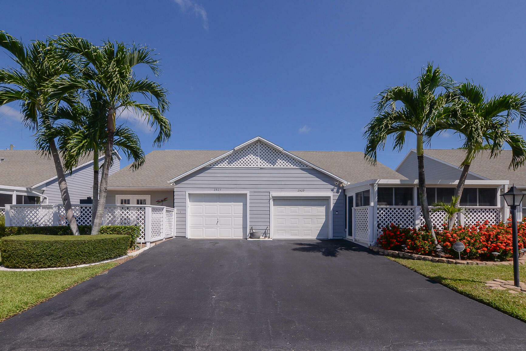 Property Photo:  2527 SE Tropical East Circle E  FL 34952 