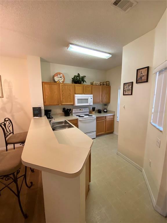 Property Photo:  8404 Crystal Cove Loop  FL 34747 