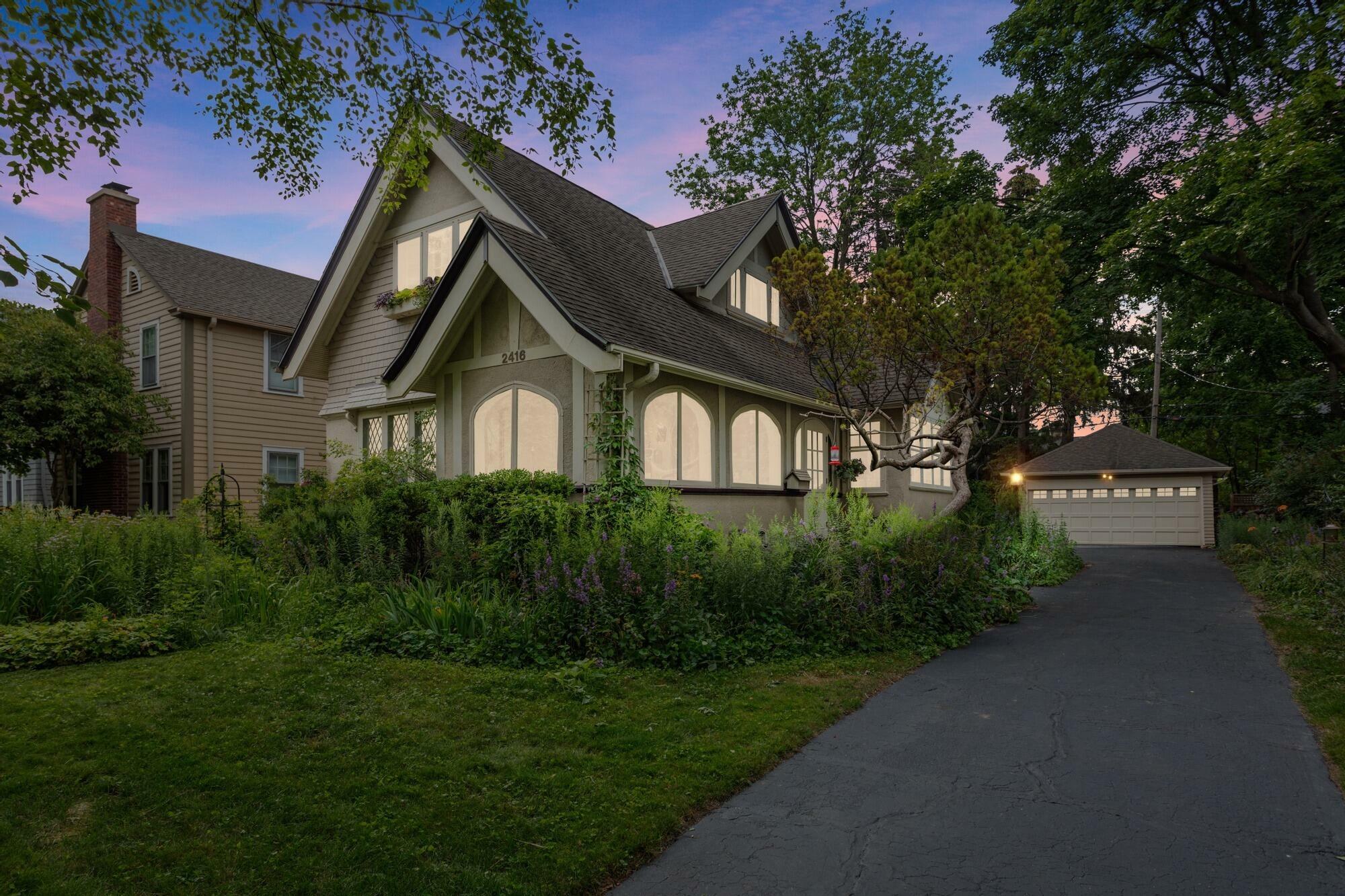 Property Photo: 2416 E Beverly Rd WI 53211