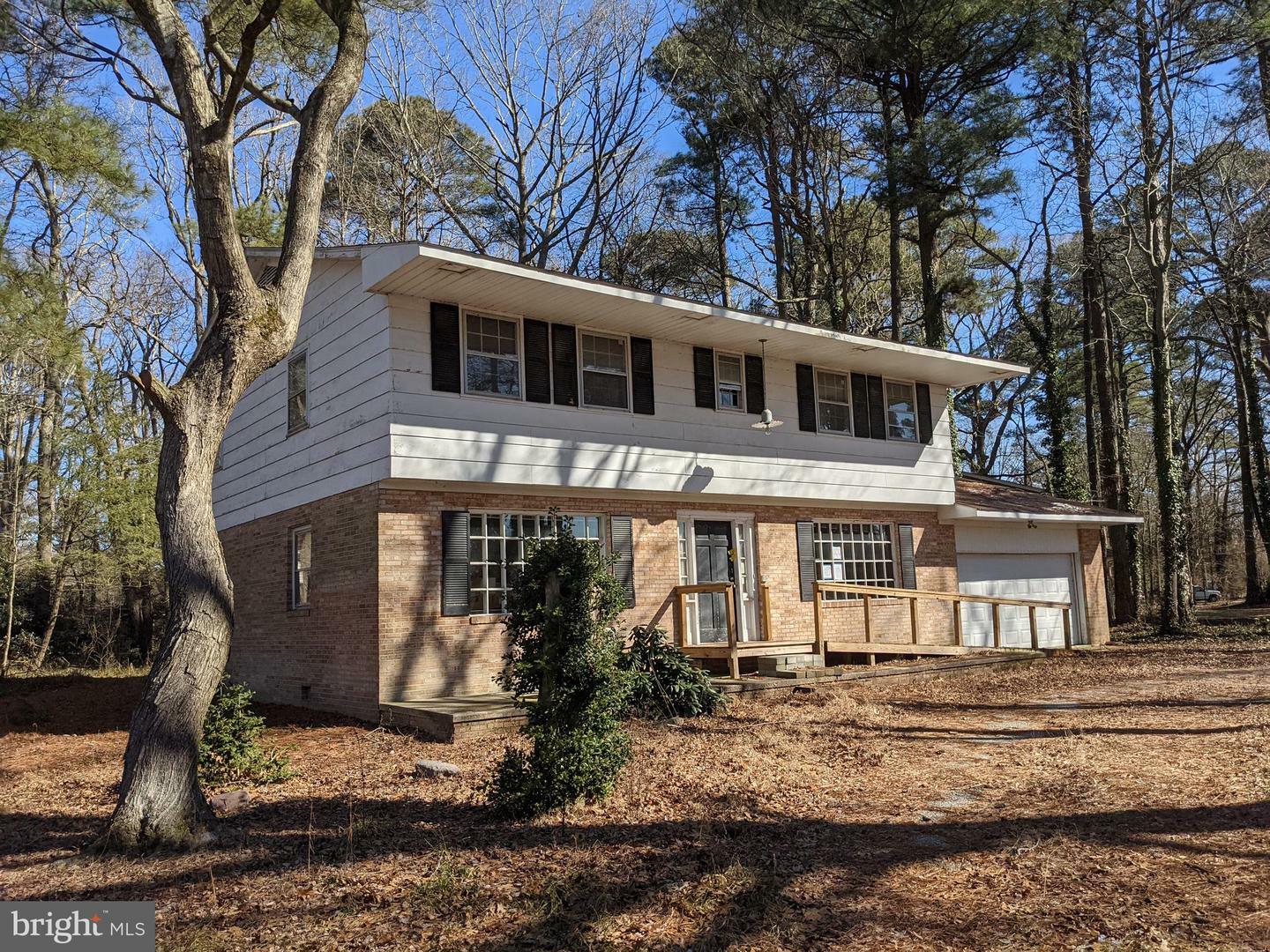 Property Photo:  8241 Robin Hood Drive  MD 21804 