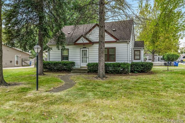 Property Photo:  35218 Norene Street  MI 48186 