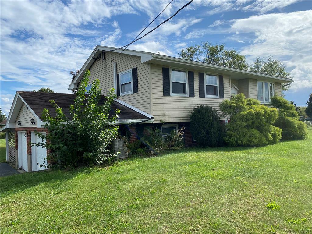 Property Photo:  558 Lefevre Road  PA 18040 