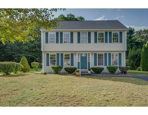 Property Photo: 66 Katherine Dr MA 01854