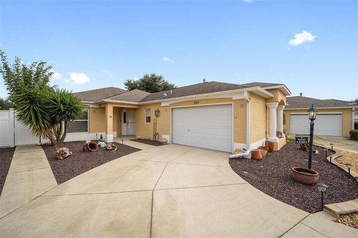 Property Photo: 2165 Smoaks Street FL 32162