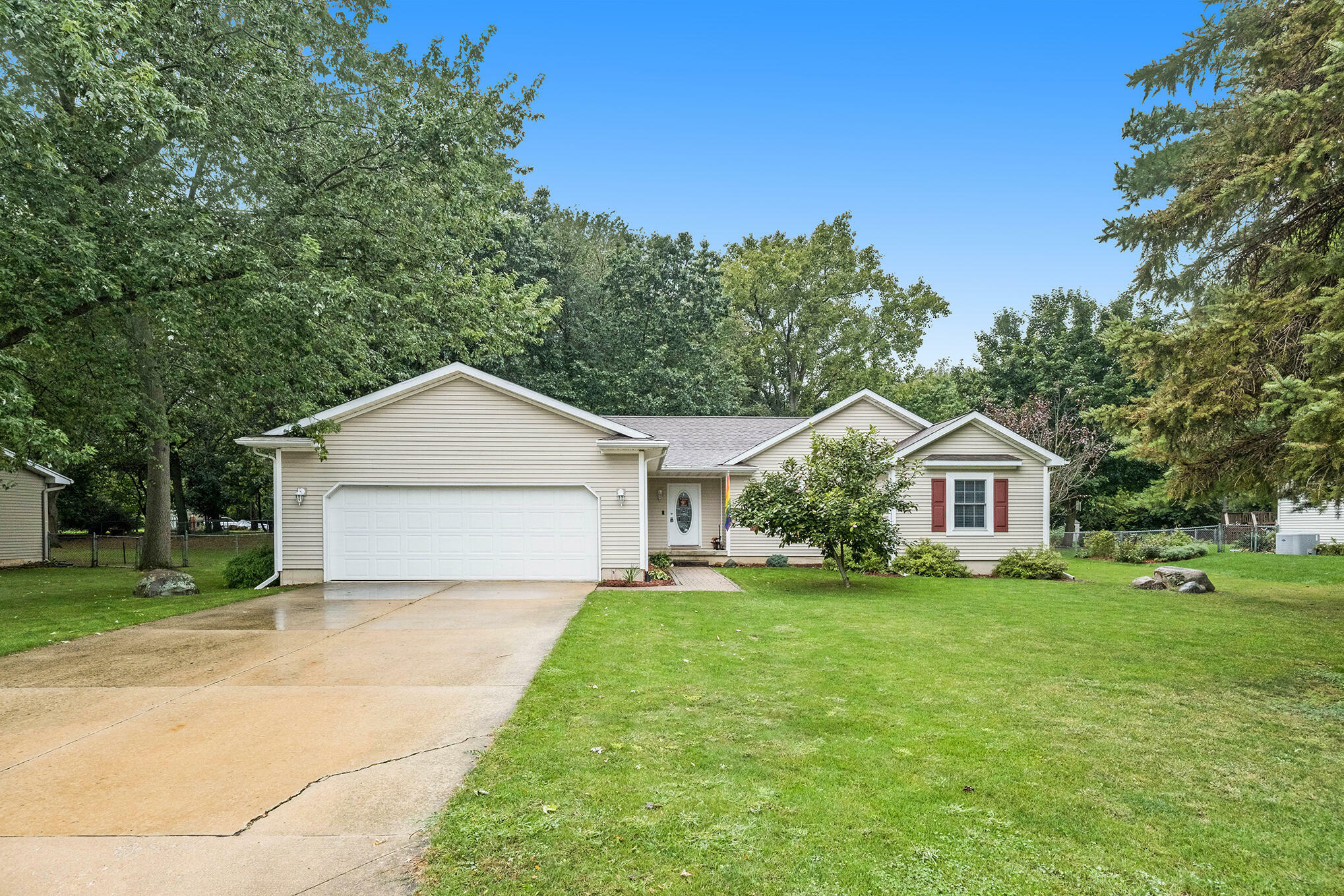 Property Photo:  4212 Locust Lane  MI 49201 