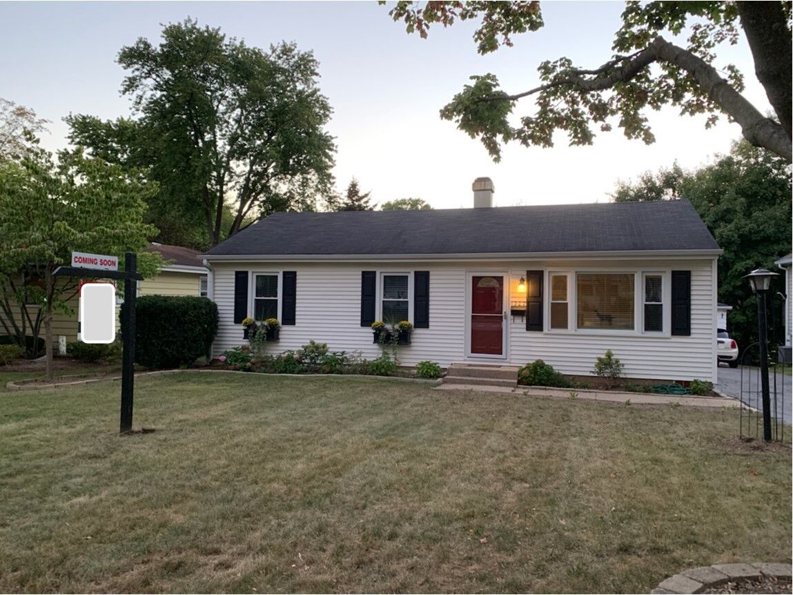 Property Photo:  1202 S Washington Street  IL 60189 