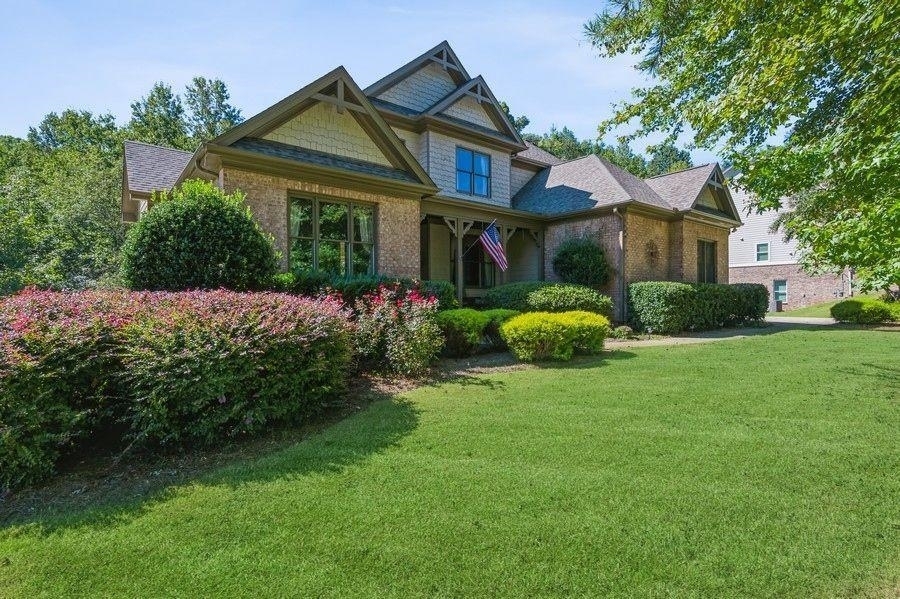 Property Photo:  7530 Wandering Oak Way  GA 30041 