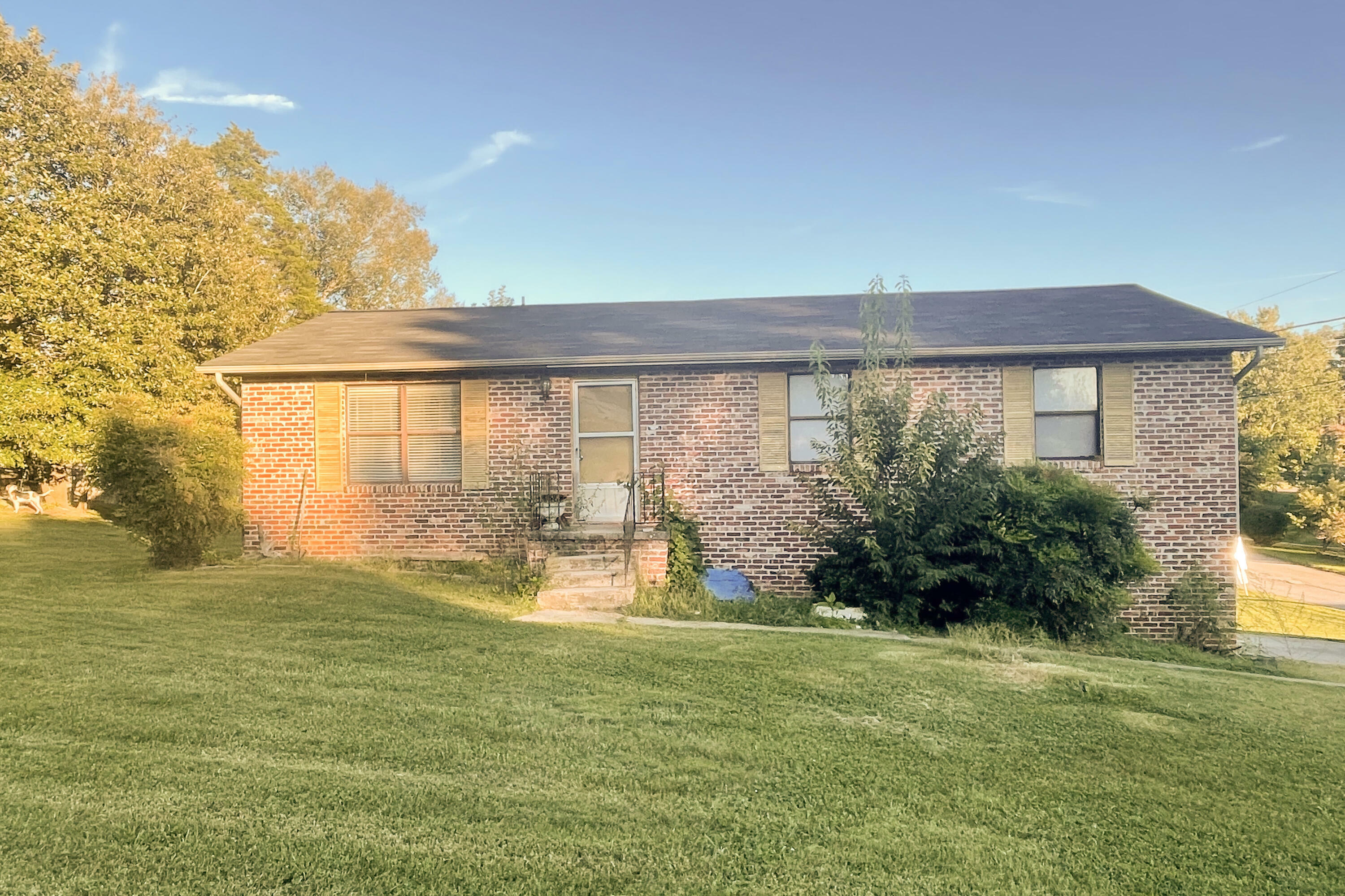 Property Photo: 7512 John Rd TN 37721