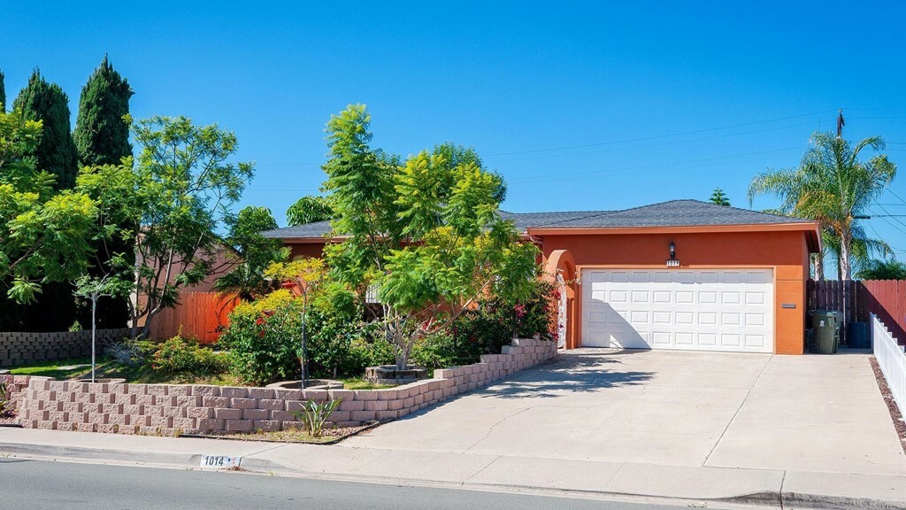 Property Photo:  1014 Hilltop Dr  CA 91911 