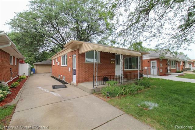 Property Photo:  6459 Colonial Street  MI 48127 