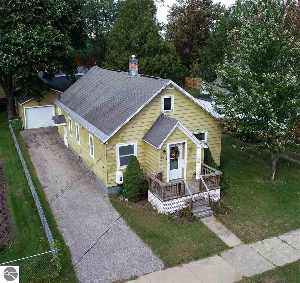Property Photo:  210 Sixth Street  MI 49601 