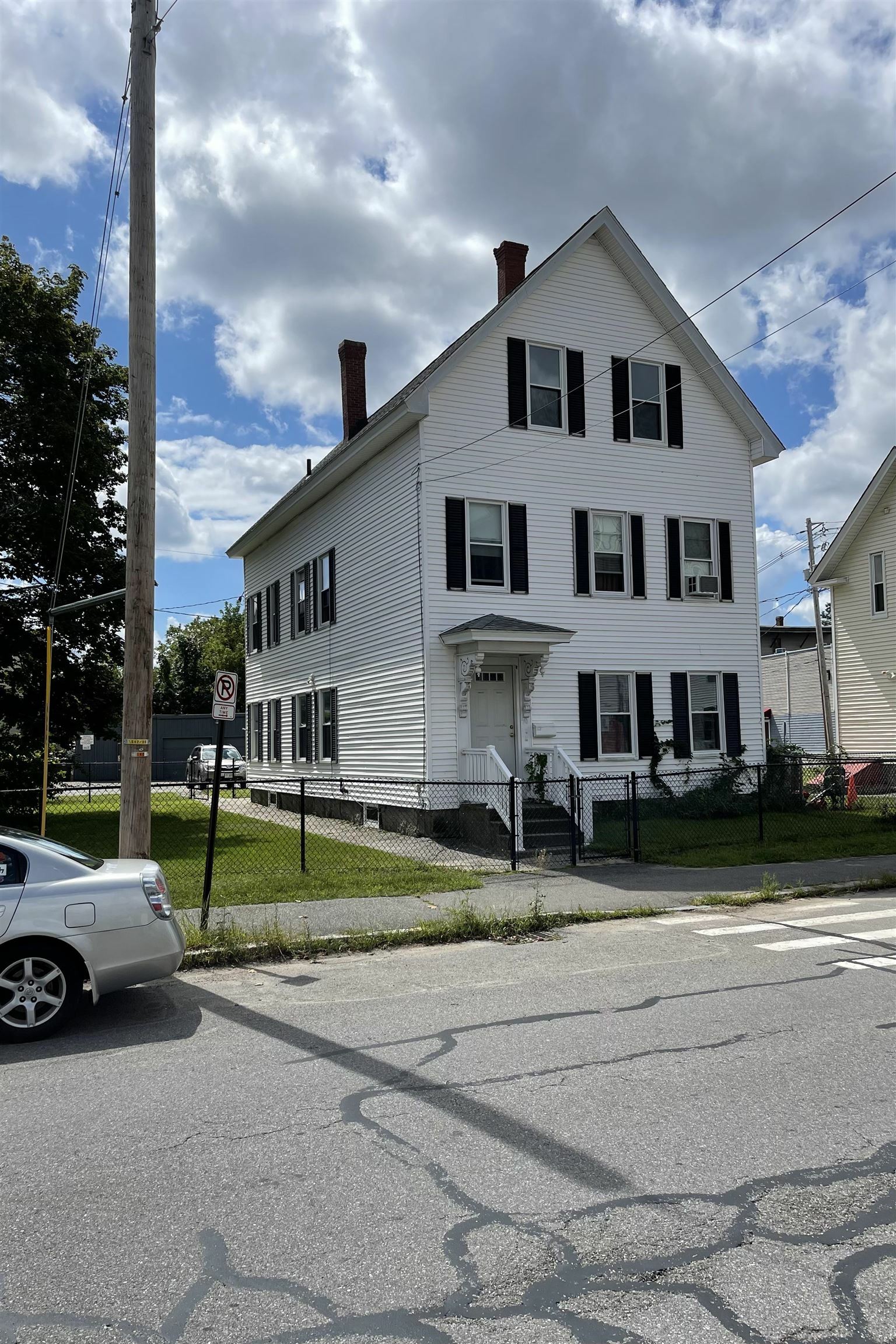 Property Photo:  50 Conant Street  NH 03102 