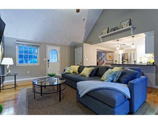 Property Photo:  8 Avondale Ave  MA 01821 