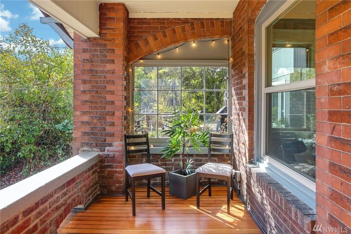 Property Photo: 1605 Martin Luther King Jr Wy WA 98122